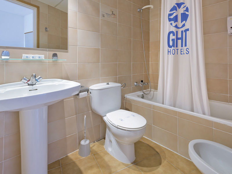 Aparthotel GHT Tossa Park