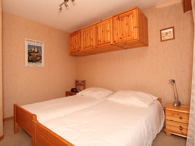 Verseau Apt. Rs 1