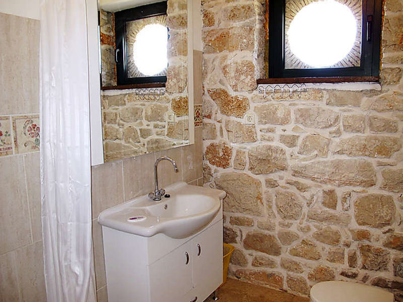Veleniki 2