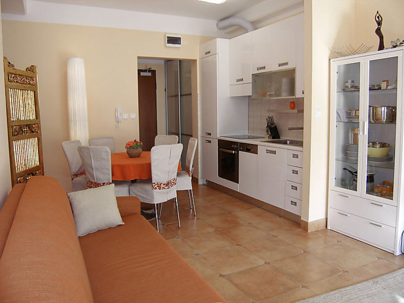 Residence I