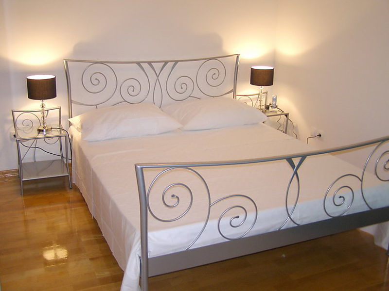 Residence I