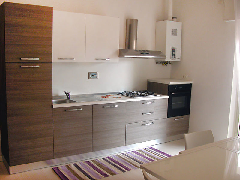 Olivi B4