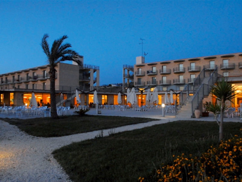 Residence Menfi Beach Resort