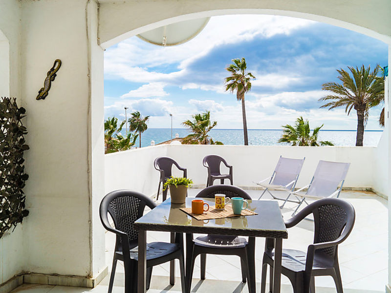 Apartamentos Playa Marina