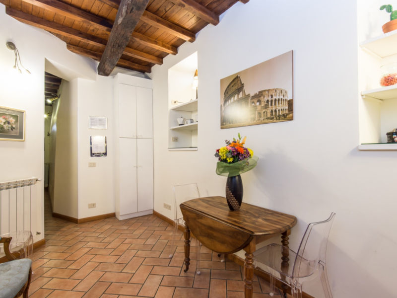 Popolo Apartment