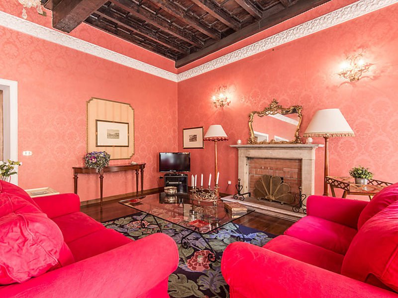 Spanish Steps Top Location