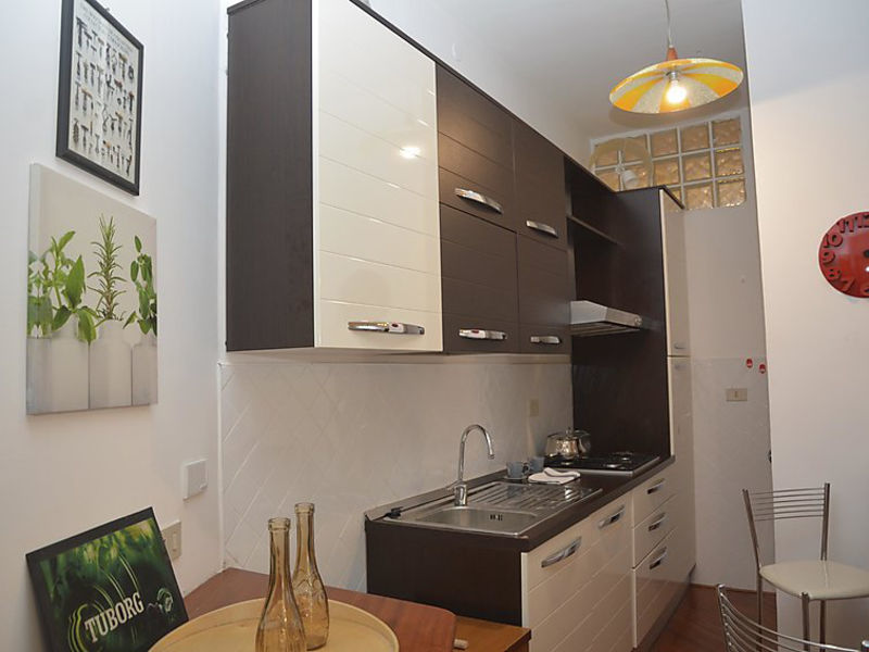 2br 2ba Apartment At Vatican Rome