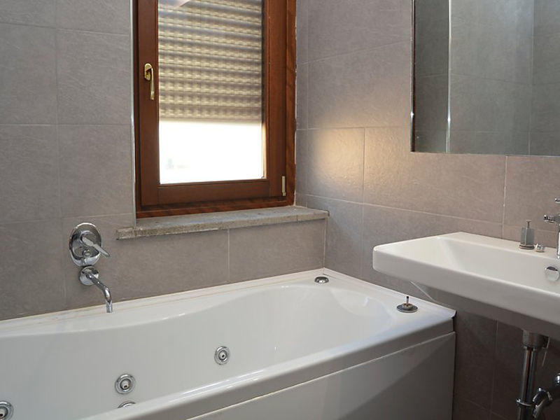 2br 2ba Apartment At Vatican Rome