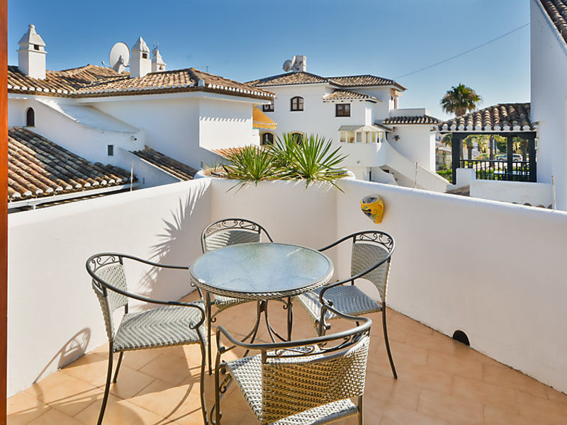 Jardines De Calahonda