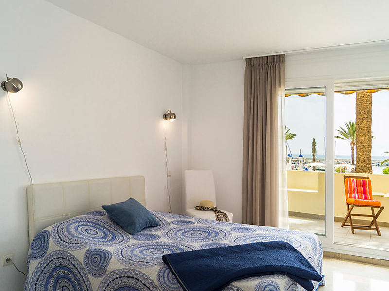 In 4****Resort Frontbeach Apartment