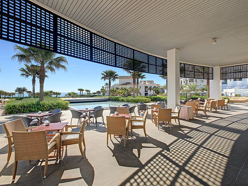 In 4**** Resort