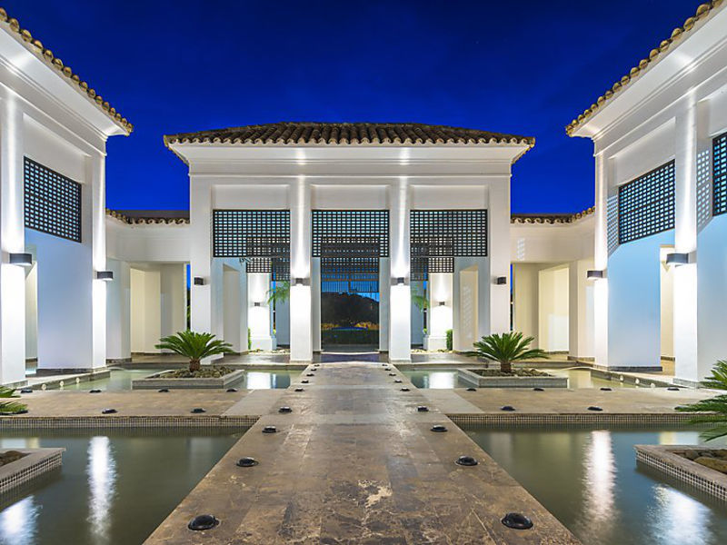 In 4**** Resort