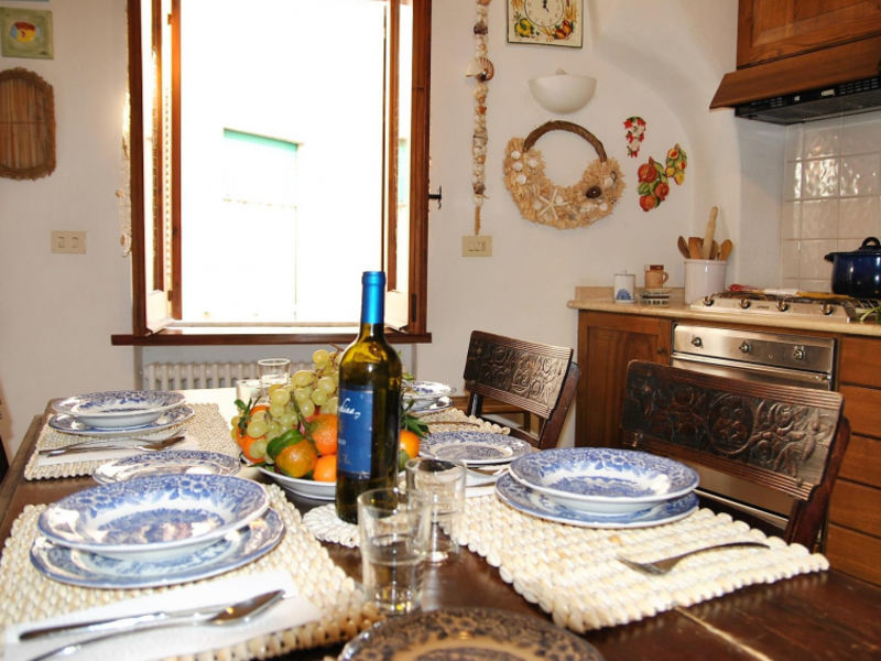 Atratina