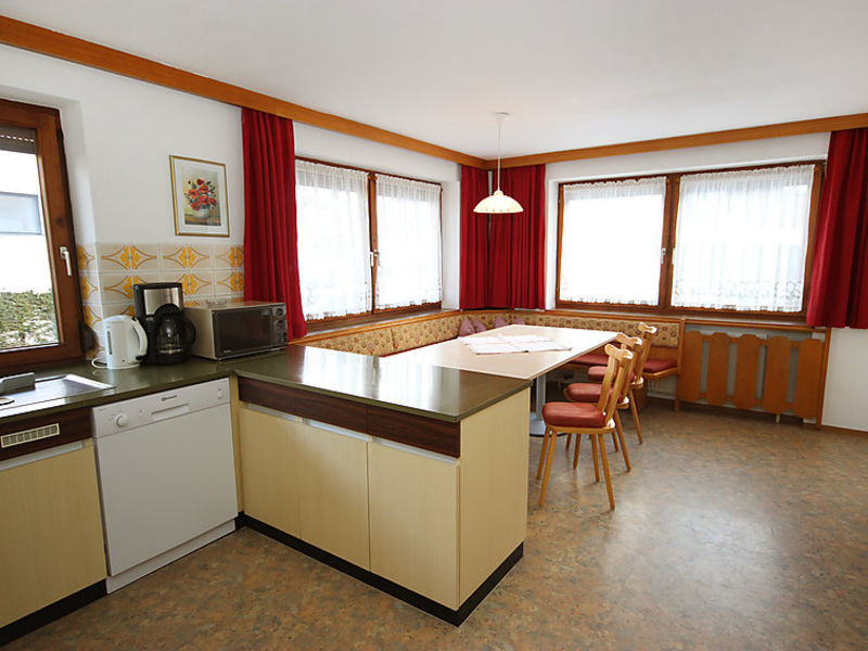 Luxner
