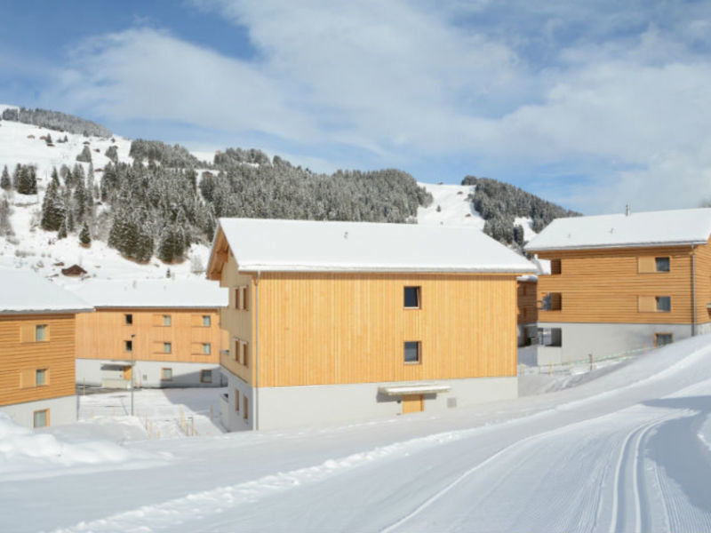 Pradas Resort
