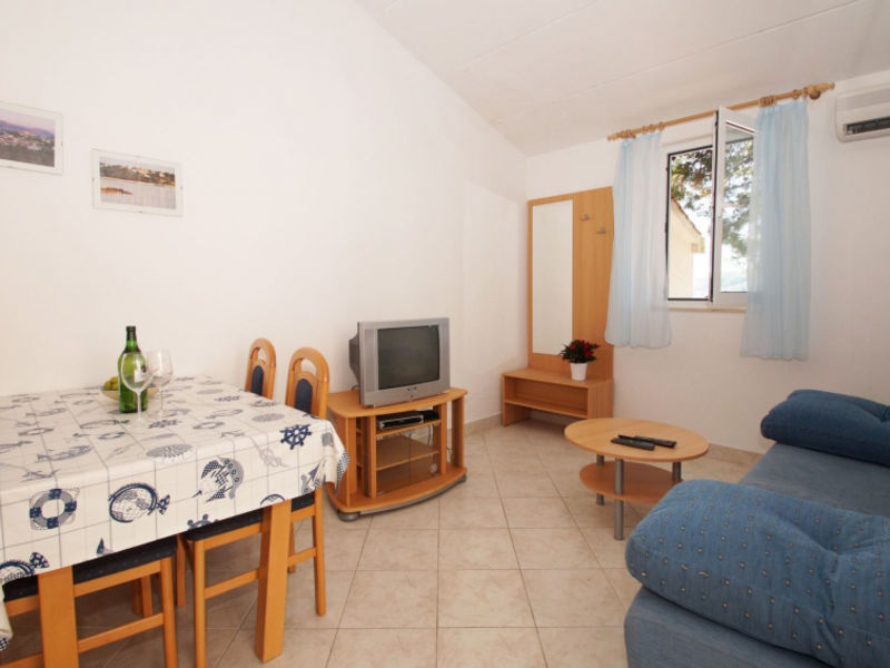 Lumbarda Resort