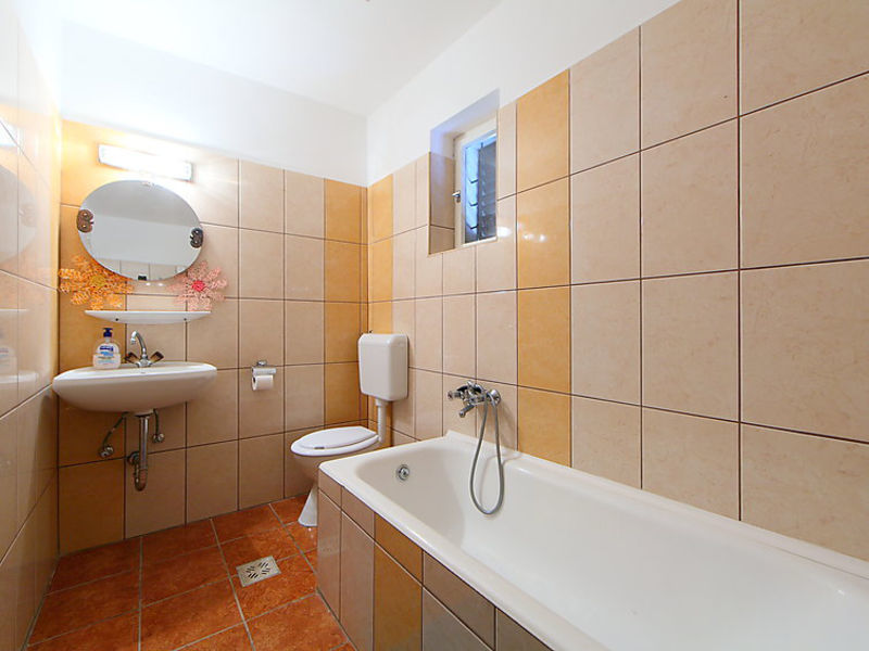 Balaton H603