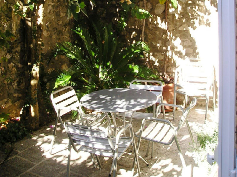 House Magnolia