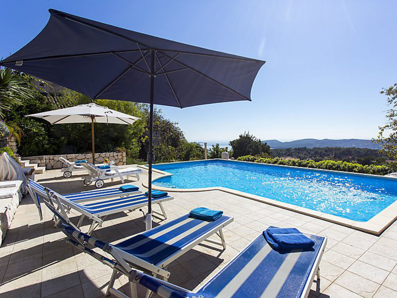 Villa Zeus