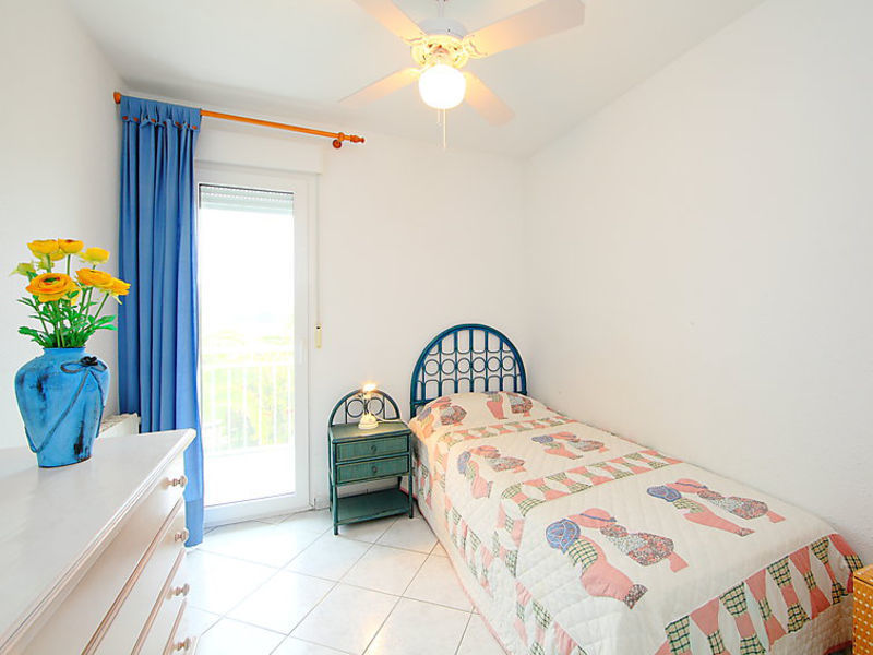 B&B