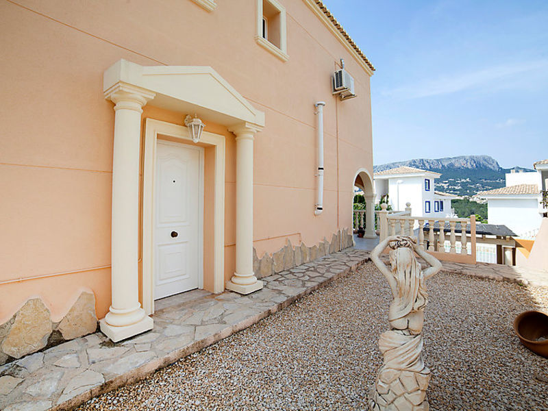 Casa Robela
