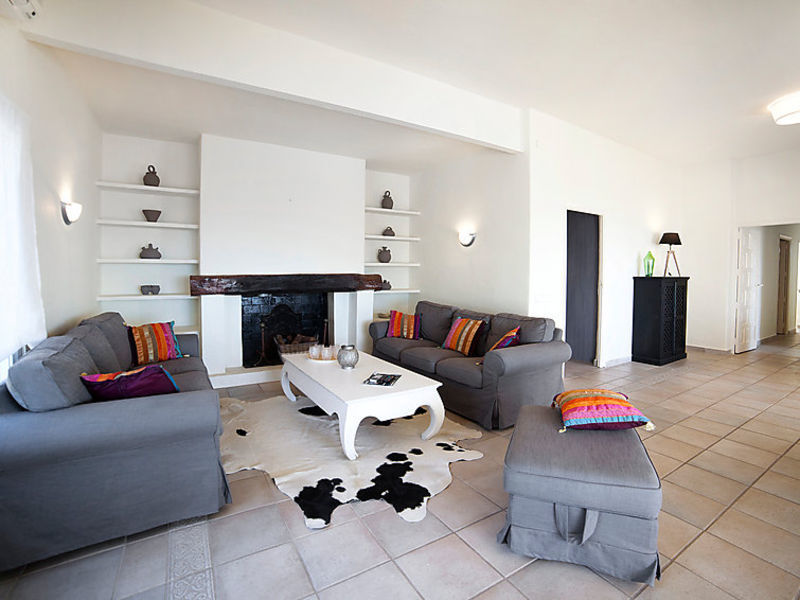 Casa L'Aguila