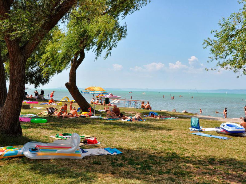 Camping & Bungalows Aranypart