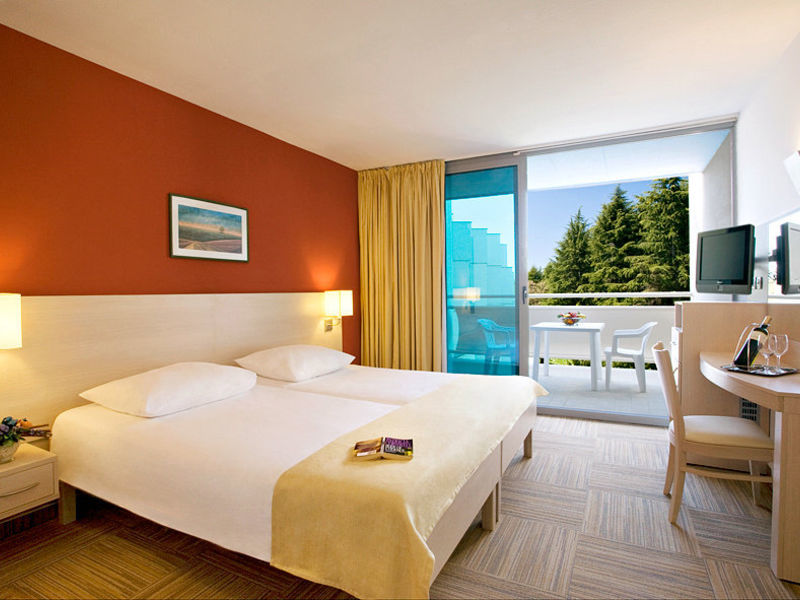 Valamar Crystal