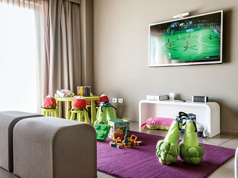 8piuhotel