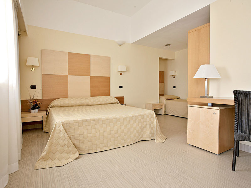 Club Hotel Villaggio Maritalia