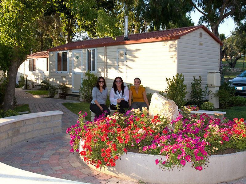 Camping Flaminio Village