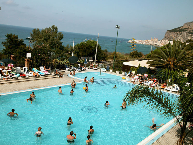 Santa Lucia e le Sabbie d'Oro