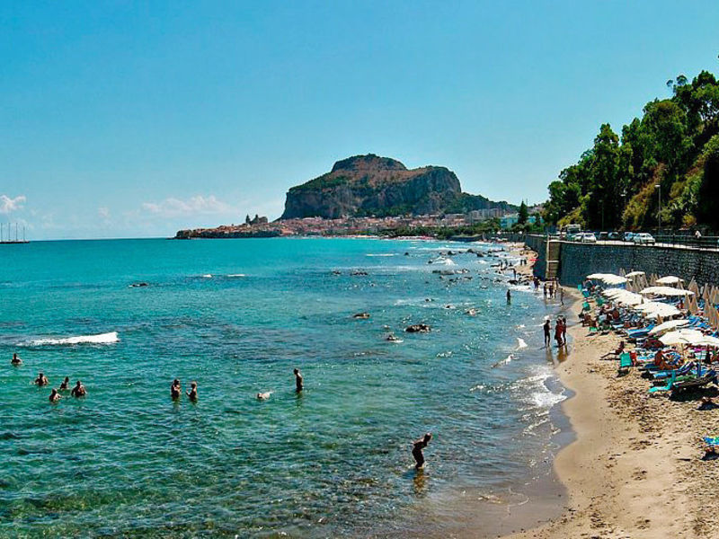 Santa Lucia e le Sabbie d'Oro