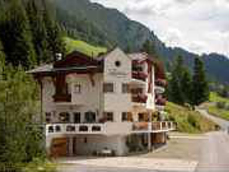 Hotel Paradies