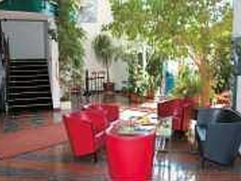 Highway Hotel