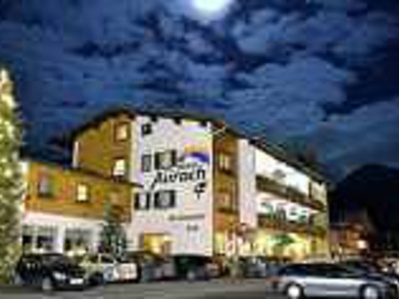 Hotel Aurach