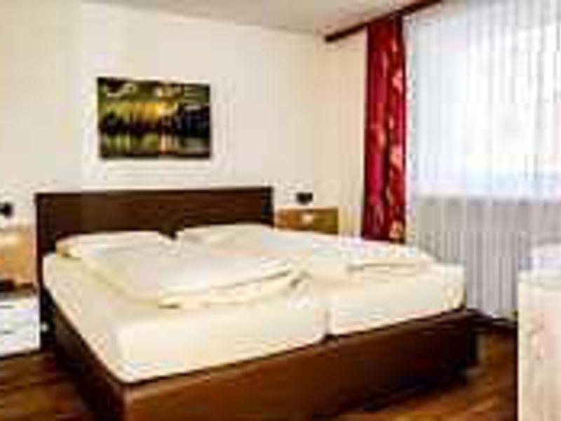 Hotel Cristallago