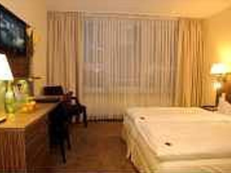 BEST WESTERN PLUS Atrium Hotel