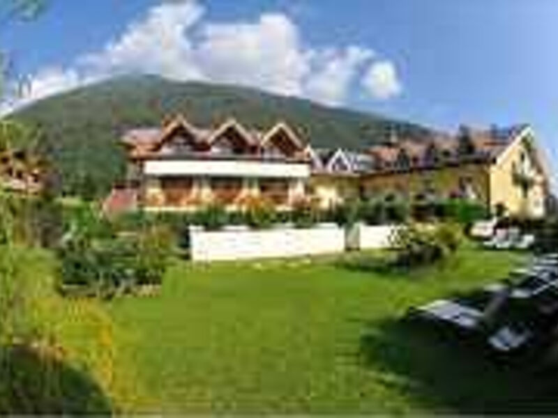 Hotel AlpHoliday dolomiti
