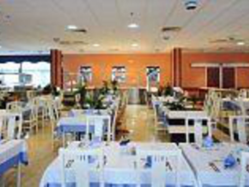 Marina Remisens Family Hotel