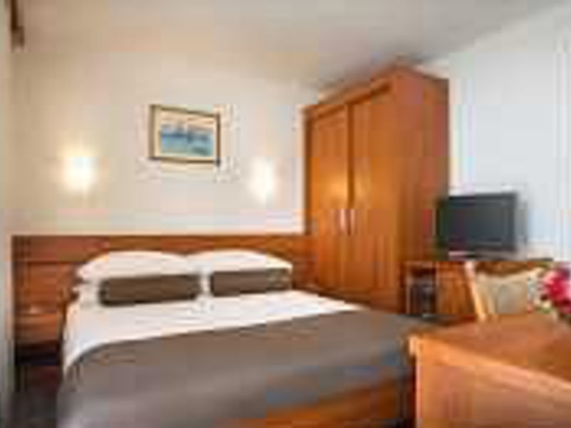 Marina Remisens Family Hotel
