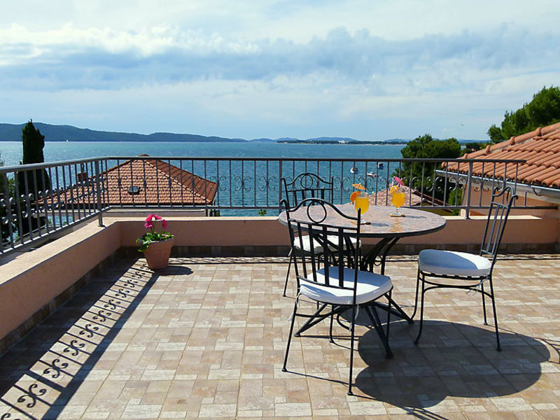 Villa Dunja