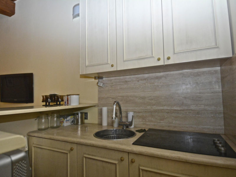 Colosseum 4br Large Apartment