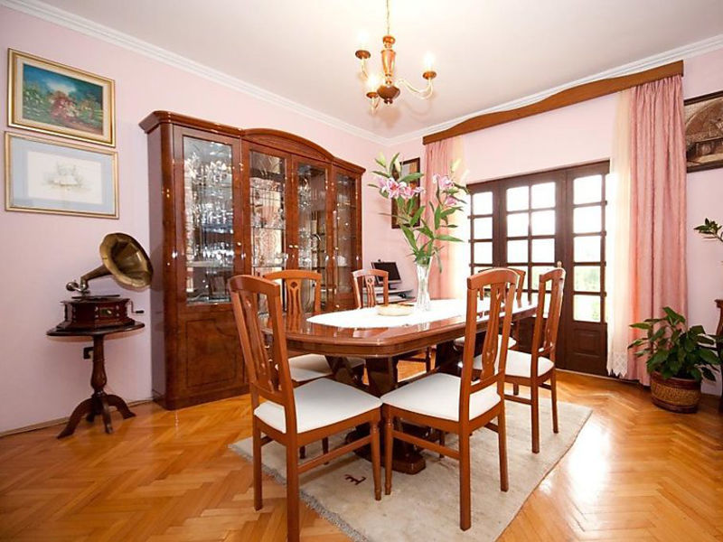 Villa Mozara