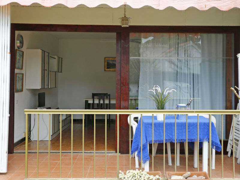 Urb. La Residencia