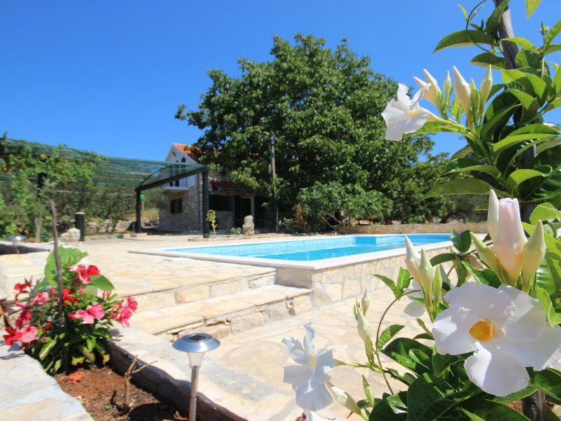 Vila Mirava