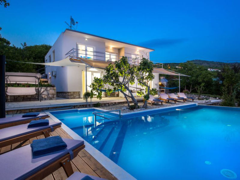 Organic Gardens Villa