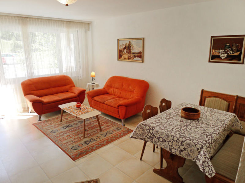 Apartment 25
