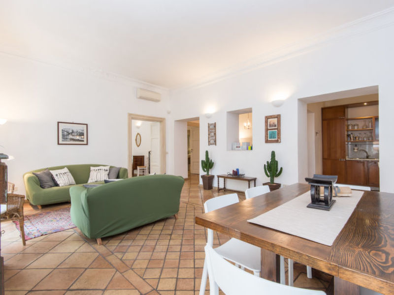 2br Piazza Navona Family Apartment