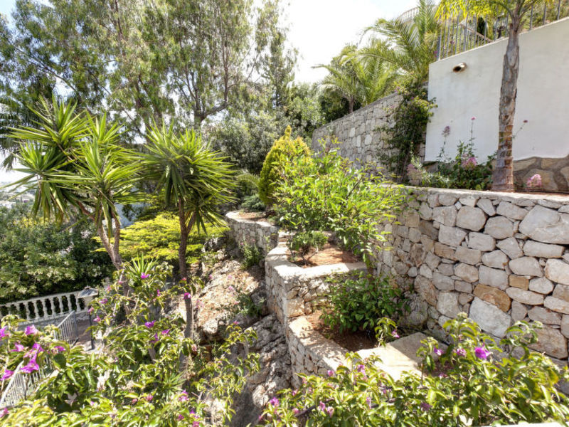 Castell' Ostaine